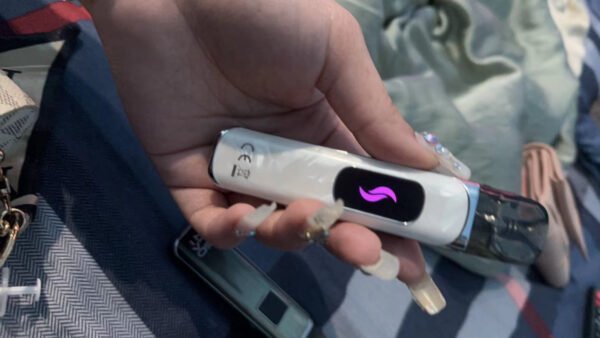 【SP2S 天王星注油主機套裝】LCD 彩色顯示屏｜附贈 2 顆空倉｜高功率多檔調節｜美滋滋糖果屋